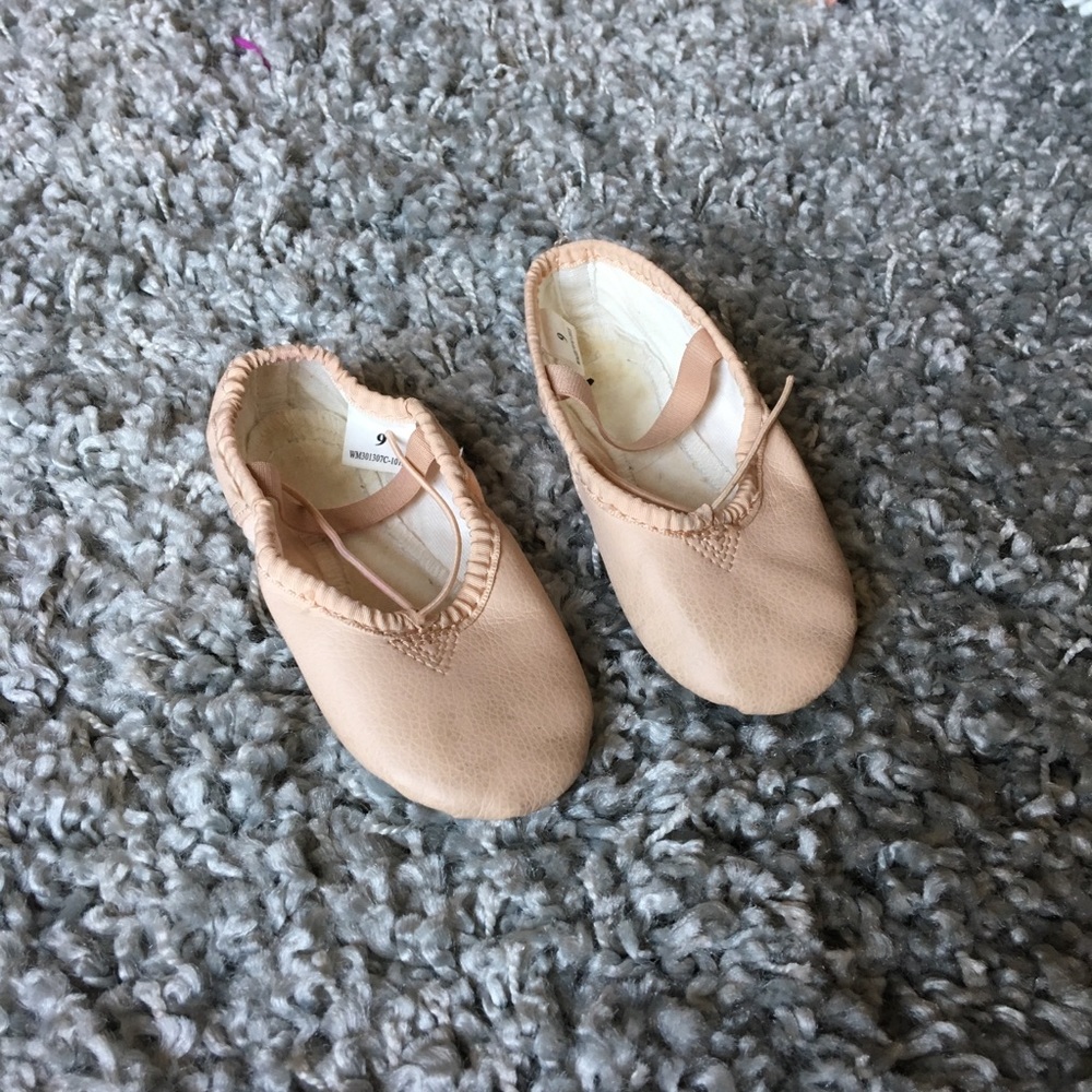 Little girls dance shoes